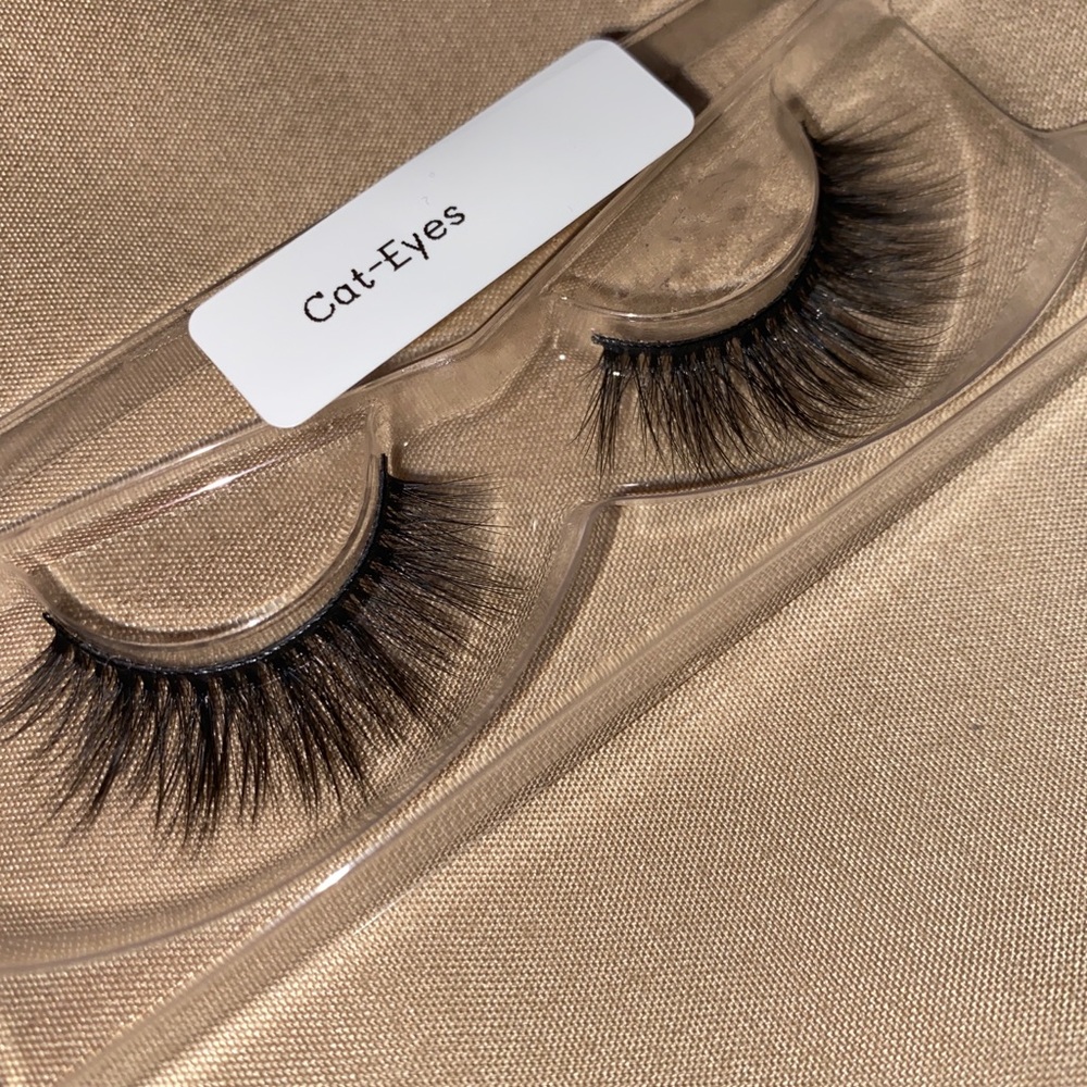 Mink Lashes - Picture 4 of 8